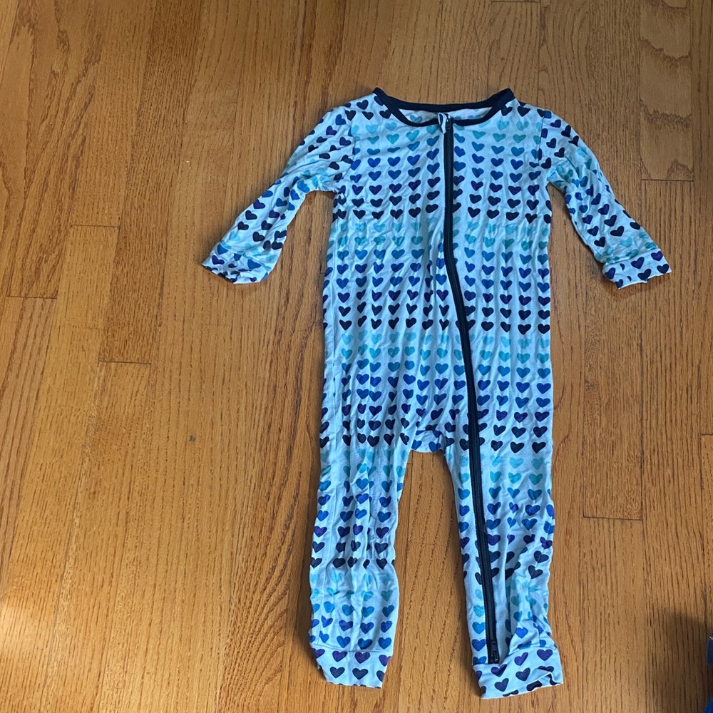 MACARON Blue Heart Print Kids Footie
